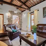 Zaneta Villa Žminj